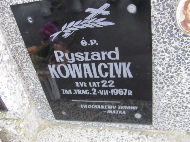 Krzysztof Narewski 1954 Jasienica - Grobonet - Wyszukiwarka osób pochowanych