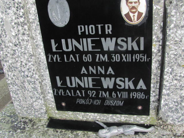 Piotr Łuniewski 1891 Jasienica - Grobonet - Wyszukiwarka osób pochowanych