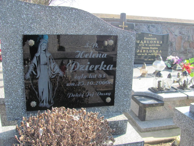 Helena Dzierka 1917 Jasienica - Grobonet - Wyszukiwarka osób pochowanych